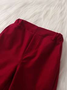 SHEIN 三件套男童绅士套装，包括领结、白色衬衫、马甲和休闲西裤。时尚绅士装扮，适合日常休闲穿着、生日派对、婚礼、万圣节、圣诞节、感恩节庆祝活动、正式场合和演出。 - 酒紅色 - 查看 6
