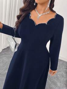 Modelyn 大码水钻装饰腰部A字长袖针织连衣裙，优雅时尚 - 藍色 - 查看 1