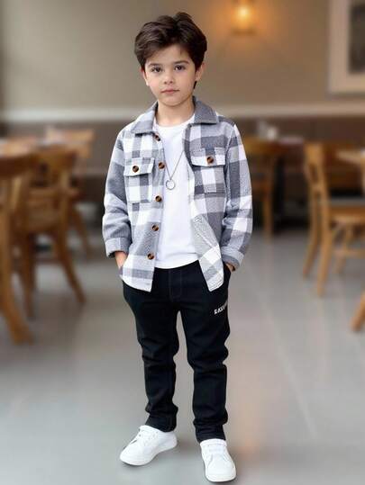 1pc Young Boy Casual Plaid Flap Pocket Shirt Jacket, Suitable For 4-7 Years Old Boys To Wear In Winter, Autumn And Spring Seasons For Outings And School. Designed With Comfort In Mind To Keep Boys Warm In Cold Seasons. The Simple And Generous Style Is Very Versatile To Match Various Clothes, Suitable For Multiple Occasions. Whether To Play Or Going To School, The Thickened Flannel Shirt Can Provide Boys With A Comfortable Wearing Experience.