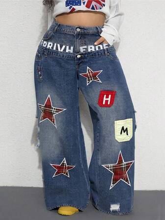 Grunge Punk Jeans in denim blu slavato oversize con stile grunge-punk, vestibilità morbida, patch ricamate a stelle e lettere, design a doppia vita, stile streetwear, adatto per autunno/inverno