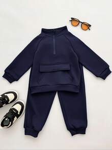 SHEIN Bộ 2 áo nỉ dày chải kỹ cho bé trai có cổ đứng và túi, quần dài màu trơn, bộ đồ thể thao thu/đông - Màu xanh hải quân - Xem 4