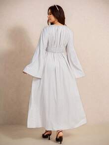 Elaquor Plus Size Round Neck Raglan Sleeve Ruched Striped Dress - Apricot - View 2