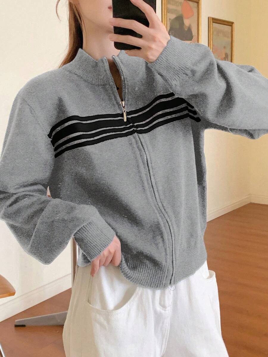 DAZY Contrast Stripe High Neck Long Sleeve Zip-Up Cardigan For Women - Grey - View 1