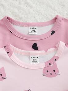 SHEIN 女婴春秋季套装，2件套，粉色小猫卡通印花圆领长袖荷叶边肩部设计上衣搭配裤子，爱心印花圆领长袖荷叶边肩部设计上衣搭配裤子，4件套，舒适可爱休闲装 - 粉色 - 查看 5