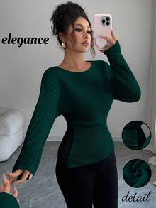 Màu xanh lá cây đậm