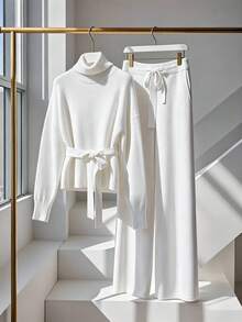 GlowEve CURVE Conjunto de suéter de cuello alto y pantalones de corte holgado para mujer de talla grande, conjunto de moda minimalista para otoño/invierno - Blanco - Ver 1