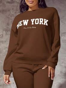 SHEIN SXY Plus Size Casual Minimalist Printed Pattern Loose Fit Thick Crew Neck Long Sleeve Sweatshirt, Autumn/Winter Graphic - Brown - View 3