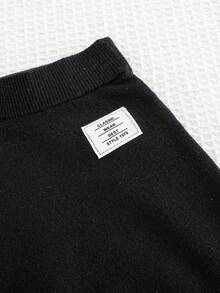 SHEIN Baby Girl Cute Black Letter Pattern Knitted Skirt, Versatile For Autumn/Winter