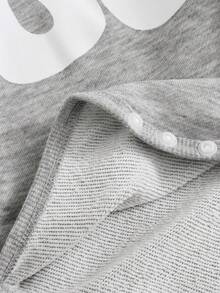 SHEIN 男婴宽松舒适针织印花长袖连体衣+宽松针织长裤，秋冬季 - 淺灰色 - 查看 9