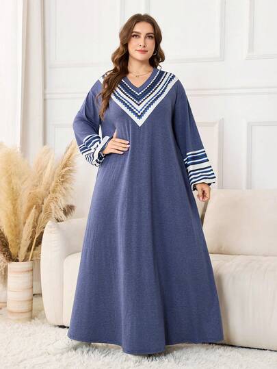 Lacomfia Plusstorlek enfärgad långärmad stickad klänning, elegant avslappnad och bekväm, höst/vinter