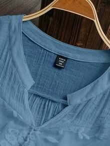 Linhara Plus Size  Blue Floral Blouse, Casual V-Neck Textured Top For Women - Baby Blue - View 4