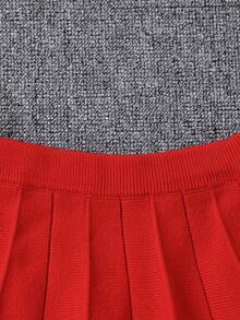 SHEIN 女婴可爱3D草莓毛衣裙套装 樱桃宝宝套装 草莓套装 女婴春秋季服装 女婴草莓服装 秋冬季套装 女婴针织套装 女婴毛衣裙套装 针织两件套 女婴服装 女婴裙套装 两件套 女婴毛衣裙套装 女婴裙套装 波浪蕾丝裙 - 紅色 - 查看 4