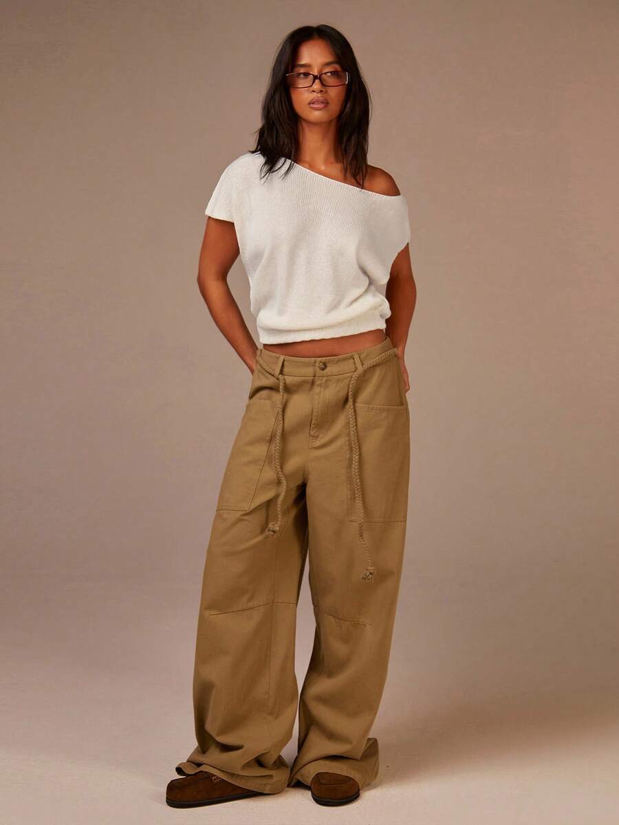 Athîral Top Casual Branca Ombro de Fora Manga Curta Solta de Tricô, Caimento Solto com Cintura Ajustada, Tricô Macio e Confortável, Top Ombro de Fora, Branca para Réveillon, Natal para Mulheres, Top Branca - Damasco - Visão 1