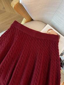 GlowEve Rok Sweater Rajut Longgar Bermotif Bunga Tali Warna Polos Terbaru untuk Wanita Musim Gugur, Desain Klasik, Kasual, Feminin, Serbaguna untuk Sehari-hari - Burgundy - View 4