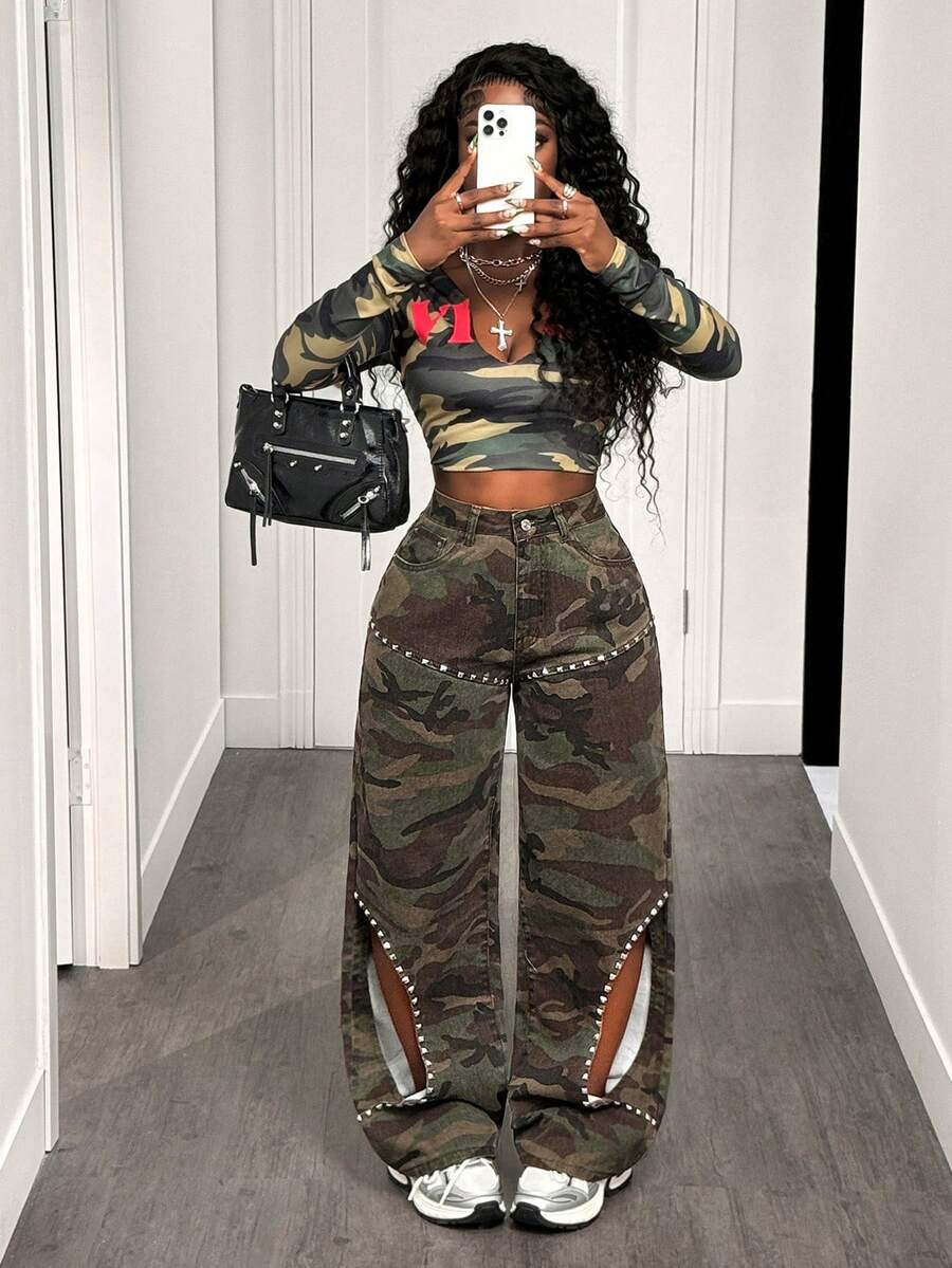BamGleam Jeans de moda para mujer con camuflaje y remaches calados - Verde militar - Ver 1