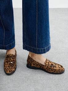 CUCCOO BIZCHIC 女士时尚豹纹绒面革舒适休闲乐福鞋，适合通勤、户外、购物、工作、日常穿着 - 咖啡棕 - 查看 8