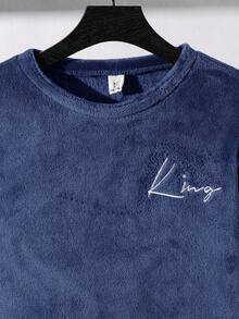 SHEIN 2pcs Kids/Tween Boys Casual Everyday Comfortable Embroidered Flannel Crew Neck Long Sleeve Top And Loose Fit Drawstring Pants Sleepwear Set - Navy Blue - View 2