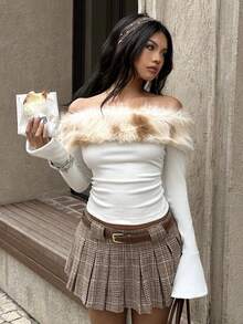 SHEIN EZwear Áo thun bó sát trễ vai cổ lông tối giản màu tương phản dành cho nữ, Trang phục hàng ngày, Giáng sinh dành cho nữ, Năm mới dành cho nữ, Thu đông dành cho nữ, Đi chơi đêm, Tiệc tùng - trắng - Xem 1