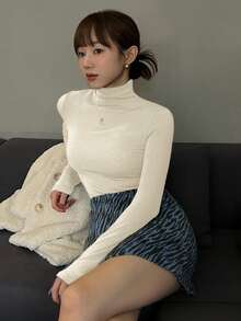 DAZY Women's Tight Fitted Thermal Lined Turtleneck T-Shirt