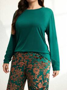 SHEIN LUNE 大尺碼女款兩件套，深綠色，秋季，優雅，日常迷彩印花長褲與長袖上衣，休閒度假感恩節聖誕節穿搭 - 綠色 - 查看 6
