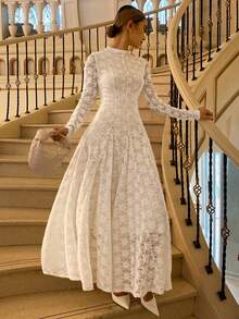 Livesso 优雅女士中长款蕾丝喇叭连衣裙，适合秋冬季派对和宴会穿着 - 白色 - 查看 1