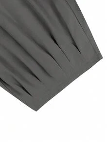 Manfinity EMRG 新款男士休闲阔腿宽松七分灯笼裤，独特设计 - 深灰色 - 查看 7