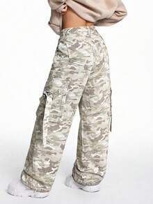 SHEIN ICON Pantalones de cargo de mezclilla con estampado de camuflaje para mujer - Multicolor - Ver 2