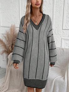 SHEIN LUNE Vestido de Suéter com Ombros Caídos e Estampa Listrada para Outono/Inverno - Cinza - Visão 6