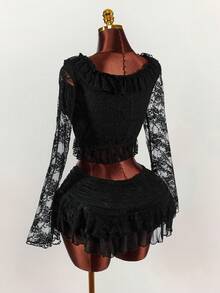 Amplova Top vintage romantique avec encolure carrée ajustée, manches évasées, boutons champignons, patchwork de dentelle et volants à l'ourlet - Noir - Voir 7