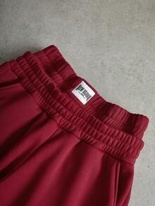 PAVTROS Manfinity Streetrush 男士街头风流行INS搭配套装。男士街头服饰，男士街头风流行暗闪电图案双腰带工装裤，适合户外音乐节、休闲外出、朋友聚会、送给男友/老公的礼物、周年纪念礼物，酒红色连帽衫套装，运动服，保暖舒适，圣诞节服装，街头风，送给男友的礼物，男士Y2K服装红色两件套，男士宽松街头服饰 - 酒紅色 - 查看 10