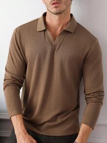Core Aspect Chemise polo à manches longues col V unie marron café coupe régulière pour hommes, style "Old Money", style décontracté et simple. Chemise polo à manches longues pour hommes en automne, en tricot crocheté, de couleur unie, chemise polo en tricot, chemise polo décontracté, chemise polo col V, convient pour les sorties quotidiennes, les rassemblements entre amis, les week-ends décontractés, un excellent cadeau pour le petit ami ou le mari. Chemise polo en tricot marron best-seller sur INS pour hommes. - Marron - Voir 5