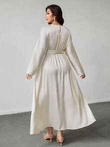 Firerie 大码纯色简约长袖系腰休闲连衣裙 - 杏色 - 查看 2