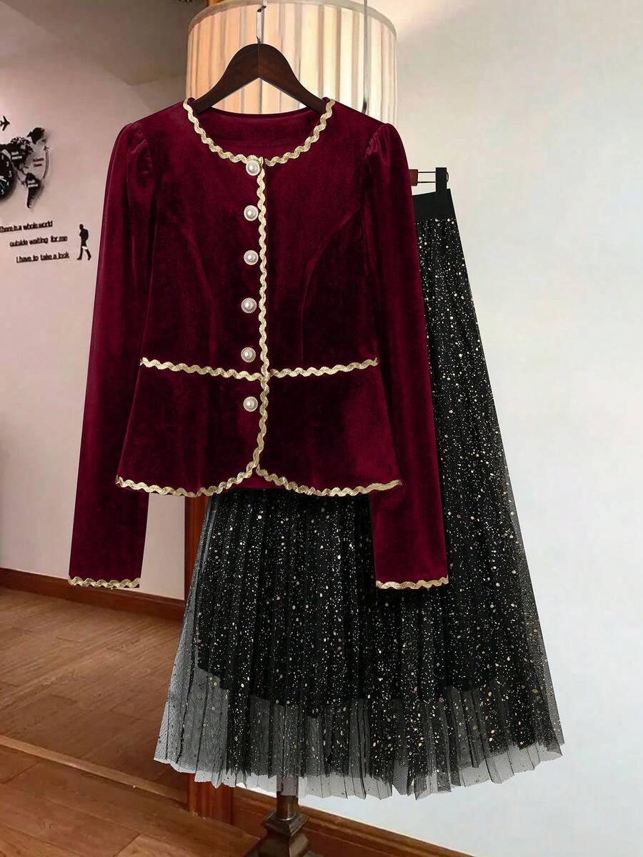 SHEIN Clasi Bộ 2 món kiểu Pháp cổ điển: Áo khoác ngắn bằng nhung và chân váy xếp ly cạp cao. - Màu Đỏ Sâu - Xem 1