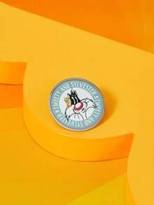 LOONEY TUNES X SHEIN 1pc Letter & Cartoon Pattern Round Metal Brooch - Multicolor - View 1