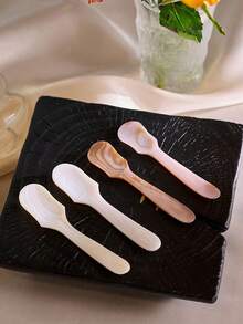 Cirelle Seashell Spoon | Mother Of Pearl | Round Handle, Handmade | 12*2.5 Cm | 1 Piece - Multicolor - View 2