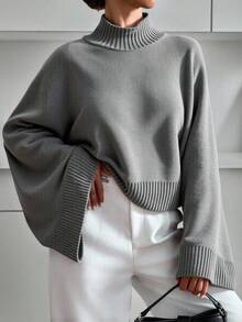 EURMUSE Chic Black Batwing Sleeve Knit Sweater With Relaxed Oversized Fit And Effortless Minimalist Elegance - Grey - View 5