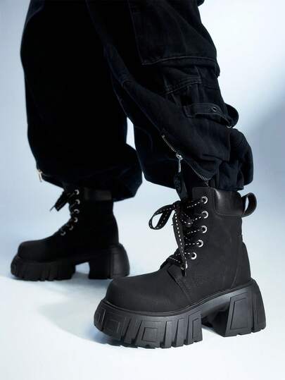 Botas de motocicleta con plataforma, suela gruesa y cordones de estilo gótico oscuro y punk para mujer. Botas de tobillo y botas cortas con aumento de altura interior