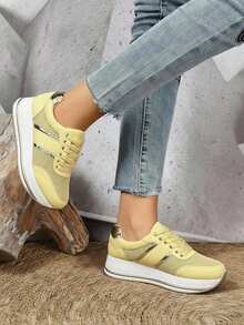 Tenis para mujer transpirable, plataforma ligera, punta redonda, con agujetas, estilo deportivo, para uso diario y ejercicio - Amarillo - Ver 2