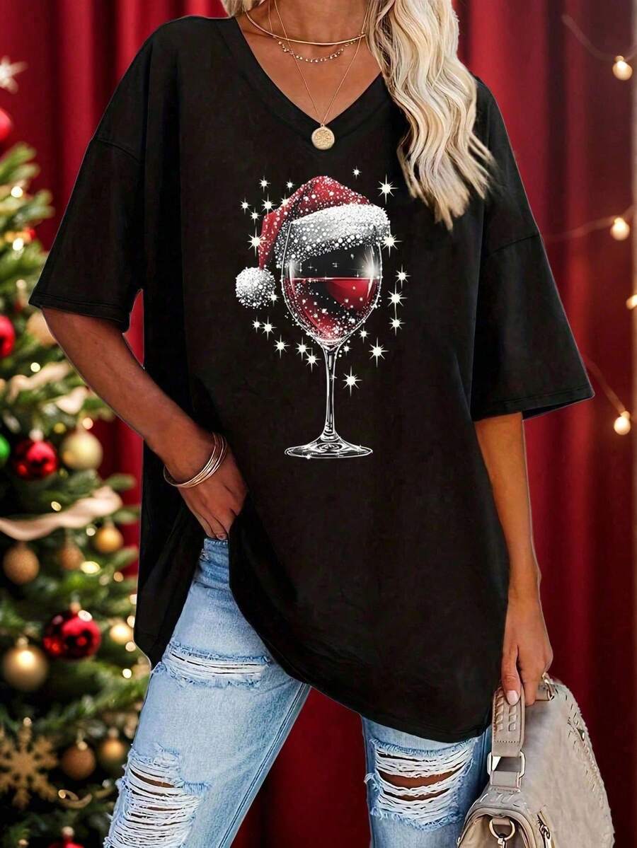 EMERY ROSE 圣诞快乐酒杯印花V领短袖T恤，女士休闲上衣，春夏款 - 黑色 - 查看 1