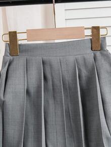 Genkimix Kids 两件套女童可爱波点网纱荷叶边领长袖外套，搭配蝴蝶结纽扣开衫和灰色百褶裙，舒适百搭，适合春季、秋季和开学季穿着，灰色开衫，秋冬季 - 灰色 - 查看 5