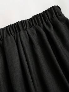 Sweetra تنورة أنيقة بخطوط منسدلة على شكل حرف A، لون بني دافئ مناسب للخريف والشتاء، تصميم فريد مع حزام مميز، تناسب الجسم بشكل مُرضٍ - الأسود - مشاهدة 5