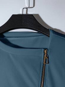 Franclia 时尚法式侧边收口不对称领金属拉链白色女士长袖T恤，春秋季 - 霧霾藍 - 查看 4