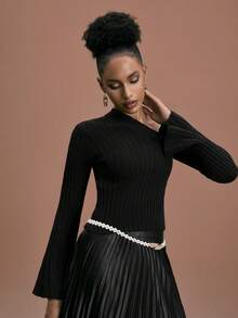 JIAN LASALA Maglione asimmetrico con spalle scoperte e maniche a campana, lavorazione strutturata, pullover nero da donna per l'inverno, top nero da festa con spalle scoperte, top sexy nero a coste, top nero a coste con spalle scoperte, top elegante da spiaggia per invitati a matrimoni - nero - Visualizzare 6