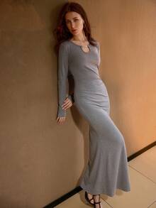 MOTF PREMIUM METAL DECOR FITTED WAIST LONG SLEEVE DRESS - Redwood - View 6