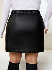 SHEIN CURVE+ Plus Size High Slit Mini Bodycon Skirt, Spring/2026 /New Year - Black - View 2