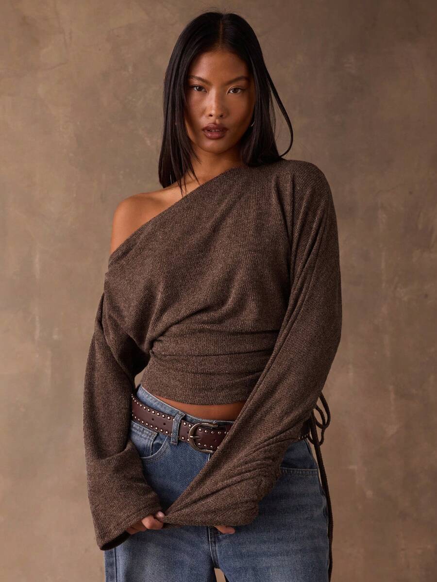 SHEIN BAE Women's Oblique Shoulder Long Sleeve Cropped Casual T-Shirt, Fashionable & Versatile - Coffee Brown - View 1