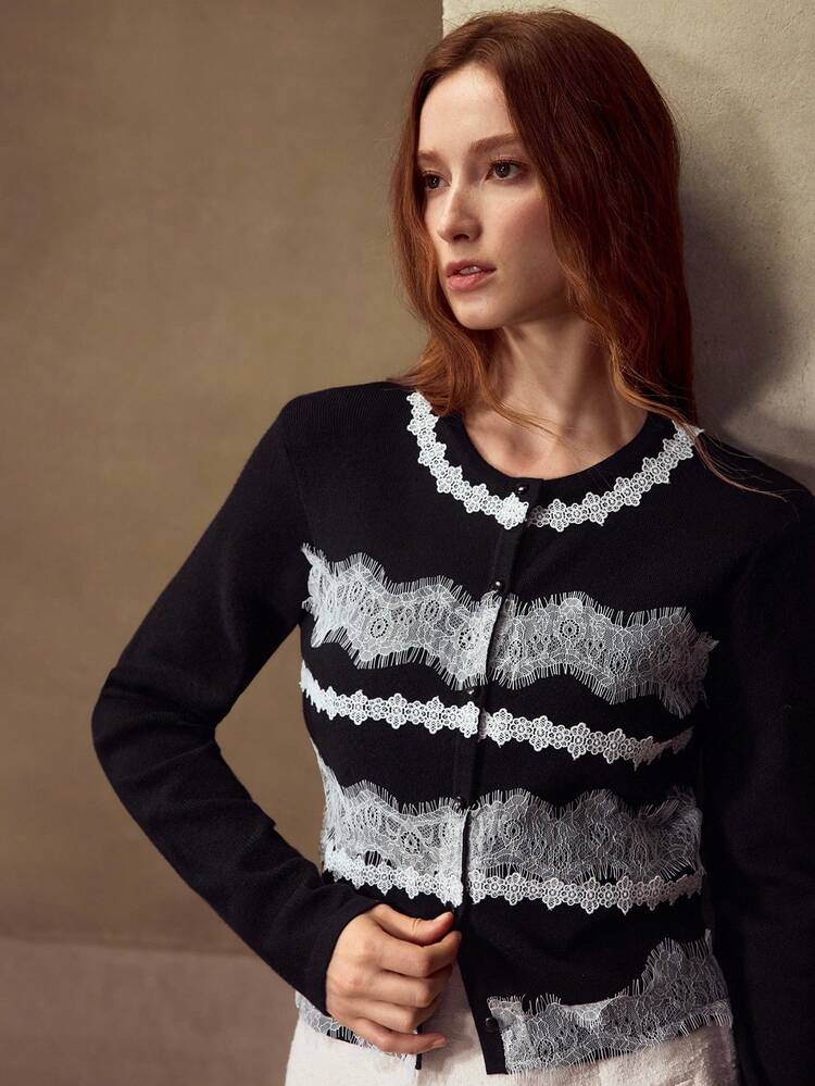 WOMEN'S WINTER CONTRAST LACE SLIM FIT KNITTED SWEATER