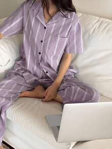 DAZY 条纹撞色纽扣短袖上衣和裤子女士睡衣套装 - 紫色 - 查看 3