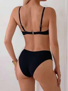 Swim Basics 女士纯色吊带露脐上衣和交叉绑带泳裤，夏季海滩度假 - 黑色 - 查看 2