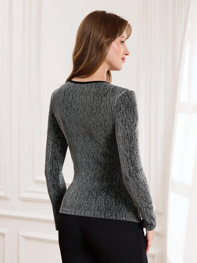 This Elegant Women's Autumn/Winter Party Top Features A Silver-Grey Shimmering Texture That Creates A Lustrous, Fashionable Look. The Crossover V-Neck And Asymmetrical Cinched Waist Accentuate The Figure And Add A Touch Of Sophistication. The Long Sleeves Are Perfect For Autumn And Winter, Making It Especially Eye-Catching For The New Year Season. Ideal For Stylish New Year Parties, Upscale Gatherings, And Any Occasion Where A Striking Look Is Desired.